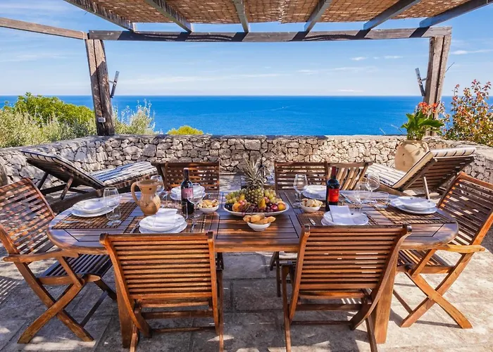 Mediterranee Luxury Sea View فيلة *